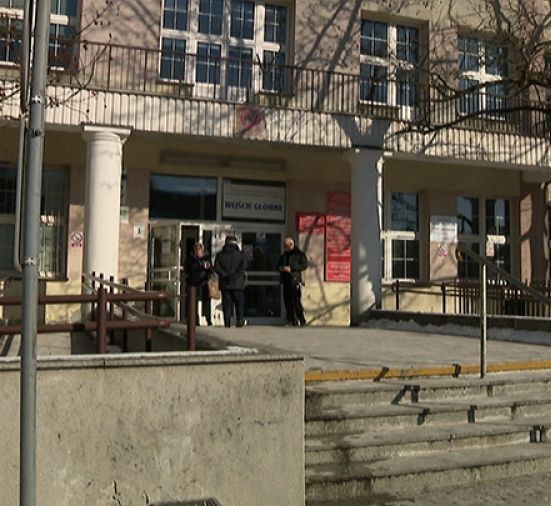 uid_a98184c5b3944b098b32a0a7ce018b6a_width_900_play_0_pos_0_gs_0